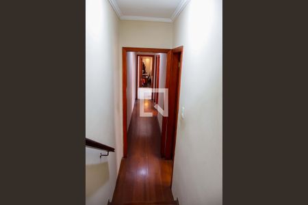 Casa à venda com 203m², 3 quartos e 2 vagasCorredor