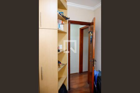 Casa à venda com 203m², 3 quartos e 2 vagasQuarto 2