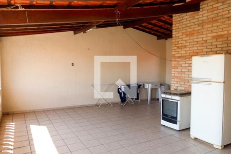 Casa à venda com 203m², 3 quartos e 2 vagasSacada
