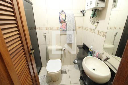 Banheiro de apartamento à venda com 2 quartos, 55m² em Cascadura, Rio de Janeiro