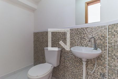 Lavabo de casa de condomínio para alugar com 2 quartos, 90m² em Jardim Santa Helena, Poá