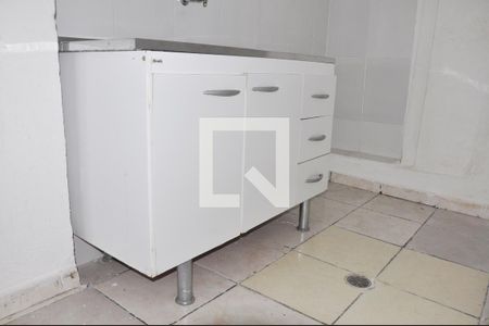 Casa para alugar com 40m², 1 quarto e sem vaga Casa para alugar com 40m², 1 quarto e sem vagaCozinha com gabinete