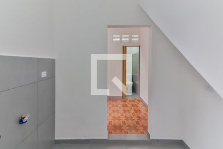 Quarto / Cozinha / Lavanderia de kitnet/studio para alugar com 1 quarto, 25m² em Jardim Rizzo, São Paulo