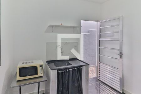 Studio de kitnet/studio para alugar com 1 quarto, 15m² em Jardim Rizzo, São Paulo