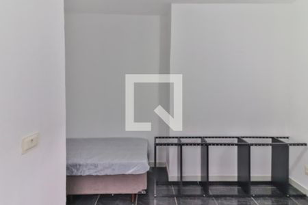 Studio de kitnet/studio para alugar com 1 quarto, 15m² em Jardim Rizzo, São Paulo