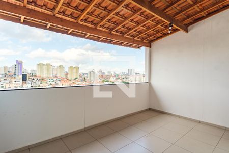 Casa de condomínio para alugar com 105m², 2 quartos e 2 vagas Casa de condomínio para alugar com 105m², 2 quartos e 2 vagasTerraço / Quintal