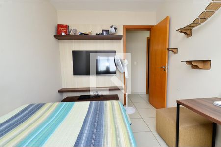 Quarto de apartamento para alugar com 3 quartos, 71m² em Ipiranga, Belo Horizonte