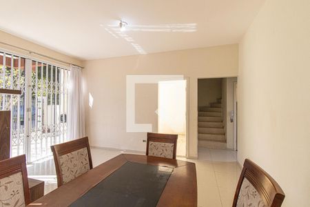 Sala de casa para alugar com 3 quartos, 145m² em Orleans, Curitiba