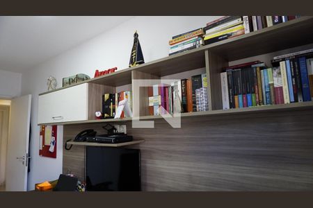 Apartamento à venda com 170m², 4 quartos e 2 vagasQuarto / Escritório