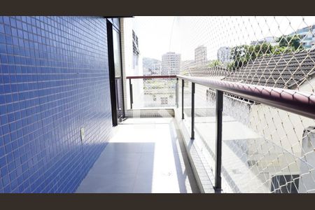 Apartamento à venda com 170m², 4 quartos e 2 vagasVaranda - Suite 1