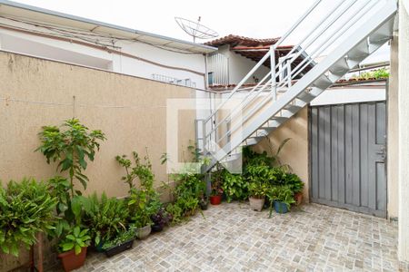 Casa à venda com 431m², 3 quartos e 2 vagasCasa 1 - Quintal
