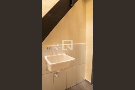 Casa para alugar com 27m², 1 quarto e sem vagaÁrea de Serviço