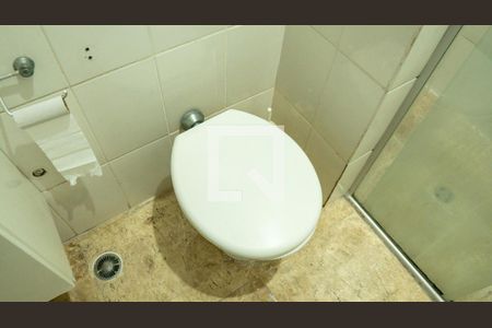 Banheiro de casa para alugar com 1 quarto, 27m² em Campos Elíseos, São Paulo