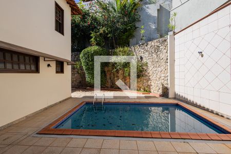 Piscina de casa à venda com 5 quartos, 375m² em Mangabeiras, Belo Horizonte