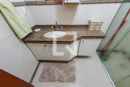Casa à venda com 320m², 5 quartos e 4 vagasbanheiro