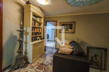 Casa à venda com 320m², 5 quartos e 4 vagascorredor