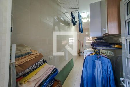 Casa à venda com 320m², 5 quartos e 4 vagasÁrea de Serviço