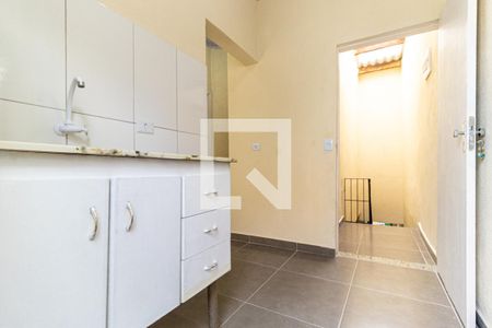 Cozinha de casa de condomínio para alugar com 1 quarto, 18m² em Campos Elíseos, São Paulo