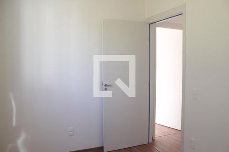 Quarto 1 de apartamento para alugar com 3 quartos, 62m² em Jardim Vitoria, Belo Horizonte