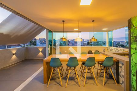 Apartamento à venda com 150m², 3 quartos e 2 vagasCobertura