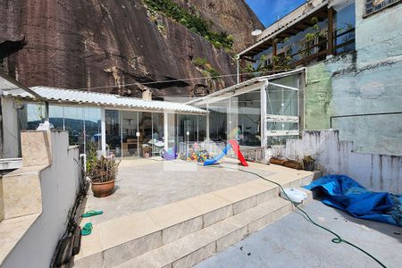 Apartamento à venda com 215m², 3 quartos e sem vagaTerraço