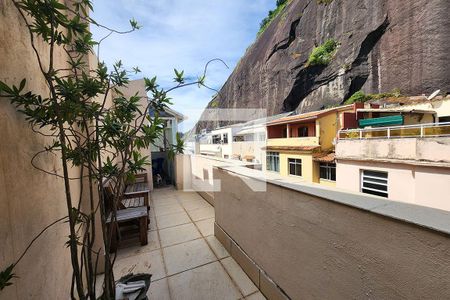 Apartamento à venda com 215m², 3 quartos e sem vagaSacada Superior