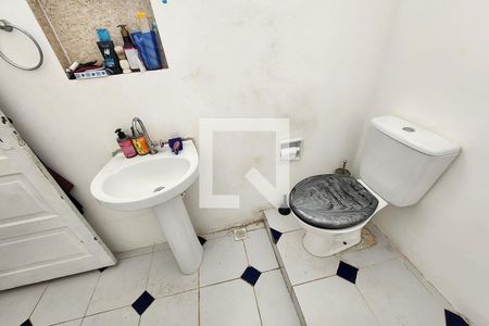 Apartamento à venda com 215m², 3 quartos e sem vagaBanheiro