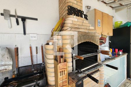 Apartamento à venda com 215m², 3 quartos e sem vagaÁrea superior