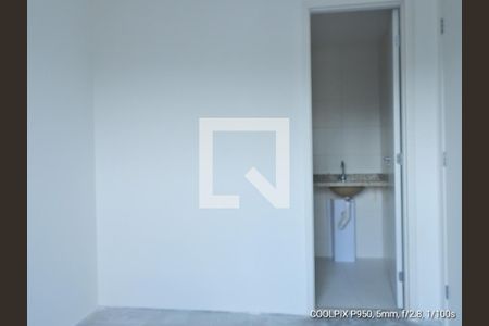 Banheiro de kitnet/studio à venda com 1 quarto, 28m² em Pinheiros, São Paulo