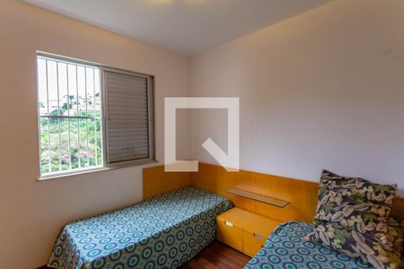 Quarto 1 de apartamento à venda com 4 quartos, 116m² em Santo Antônio, Belo Horizonte