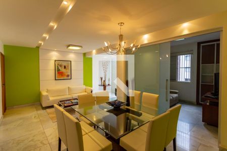 Sala de apartamento à venda com 4 quartos, 116m² em Santo Antônio, Belo Horizonte