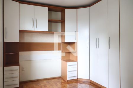 Quarto 01 de apartamento para alugar com 2 quartos, 67m² em Padre Reus, São Leopoldo