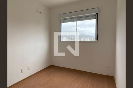 Quarto 1 de apartamento para alugar com 1 quarto, 53m² em Jardim Carvalho, Porto Alegre