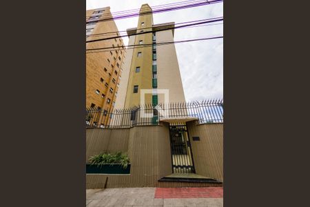 Apartamento para alugar com 170m², 4 quartos e 2 vagas Apartamento para alugar com 170m², 4 quartos e 2 vagasFachada