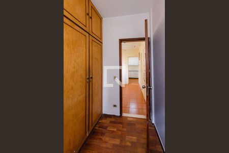 Apartamento para alugar com 170m², 4 quartos e 2 vagas Apartamento para alugar com 170m², 4 quartos e 2 vagasQuarto de serviço