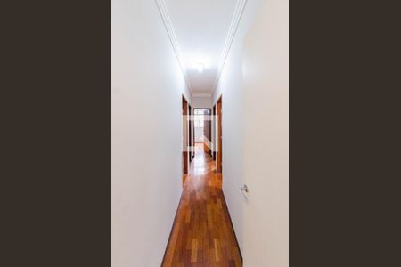 Apartamento para alugar com 170m², 4 quartos e 2 vagas Apartamento para alugar com 170m², 4 quartos e 2 vagasCorredor