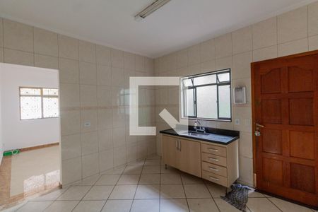 Casa à venda com 132m², 2 quartos e 2 vagas Casa à venda com 132m², 2 quartos e 2 vagasCozinha