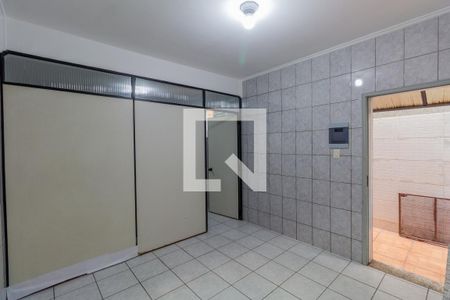 Casa à venda com 132m², 2 quartos e 2 vagas Casa à venda com 132m², 2 quartos e 2 vagasEdícula