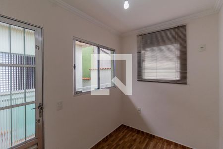 Casa à venda com 132m², 2 quartos e 2 vagas Casa à venda com 132m², 2 quartos e 2 vagasQuarto de Serviço