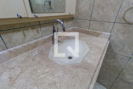 Casa à venda com 132m², 2 quartos e 2 vagas Casa à venda com 132m², 2 quartos e 2 vagasBanheiro