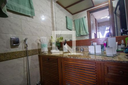 Apartamento à venda com 90m², 2 quartos e 1 vagaBanheiro da Suíte 