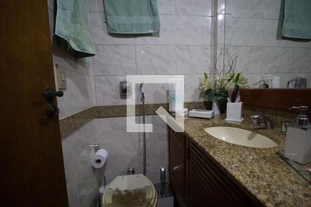 Apartamento à venda com 90m², 2 quartos e 1 vagaBanheiro da Suíte 