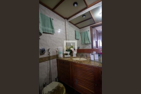 Apartamento à venda com 90m², 2 quartos e 1 vagaBanheiro da Suíte 