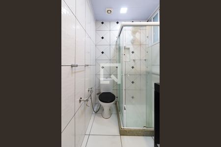 Banheiro social  de casa de condomínio para alugar com 4 quartos, 84m² em Jardim Botânico, Rio de Janeiro