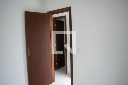 Quarto 2 de casa de condomínio para alugar com 2 quartos, 55m² em Tarumã, Viamão