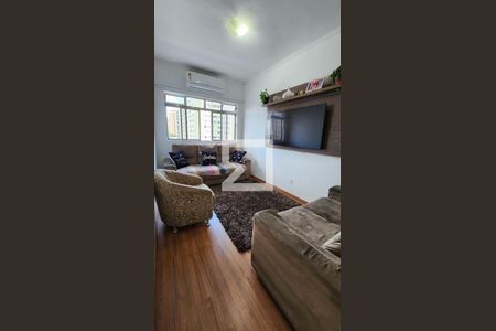 Detalhe Sala de apartamento para alugar com 2 quartos, 90m² em Vila Matias, Santos