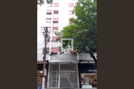 Apartamento para alugar com 70m², 2 quartos e 1 vaga Apartamento para alugar com 70m², 2 quartos e 1 vagaFachada
