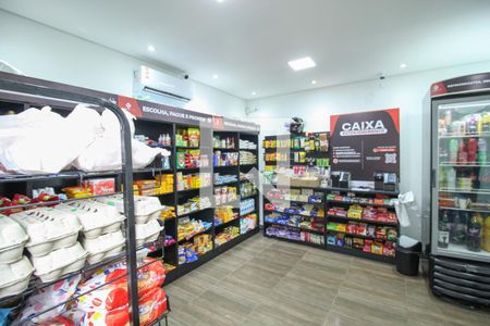 Apartamento à venda com 29m², 1 quarto e sem vaga Apartamento à venda com 29m², 1 quarto e sem vagaMercado