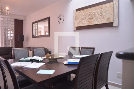 Sala de casa à venda com 3 quartos, 205m² em Vila Alpina, Santo André