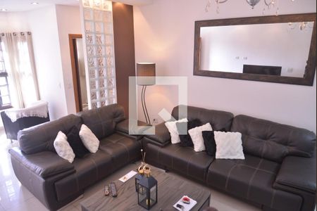 Sala de casa à venda com 3 quartos, 205m² em Vila Alpina, Santo André